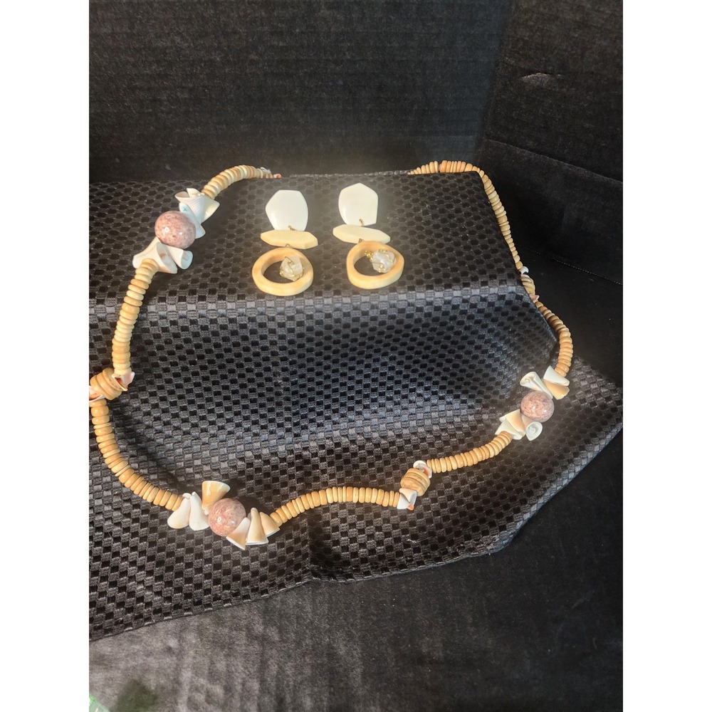 Vintage Shell Wood Bead Boho Necklace Geometric Quartz Dangle Earring Set Cream